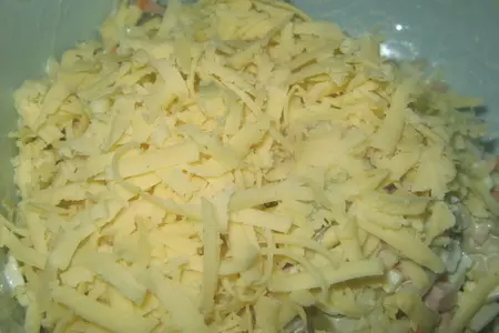 Салат оливье "елочка" с сыром: шаг 2