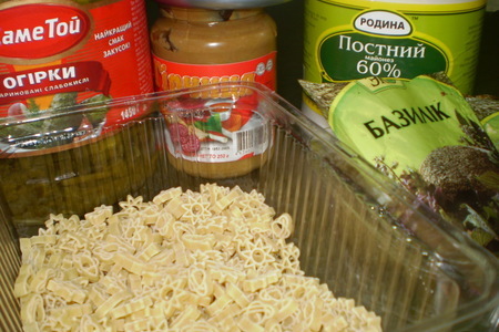 Итальянский салатик с тунцом и макаронами: шаг 1