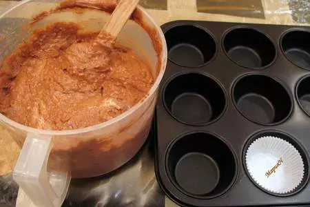 Банановые  кексы с шоколадом и орехами.: шаг 1