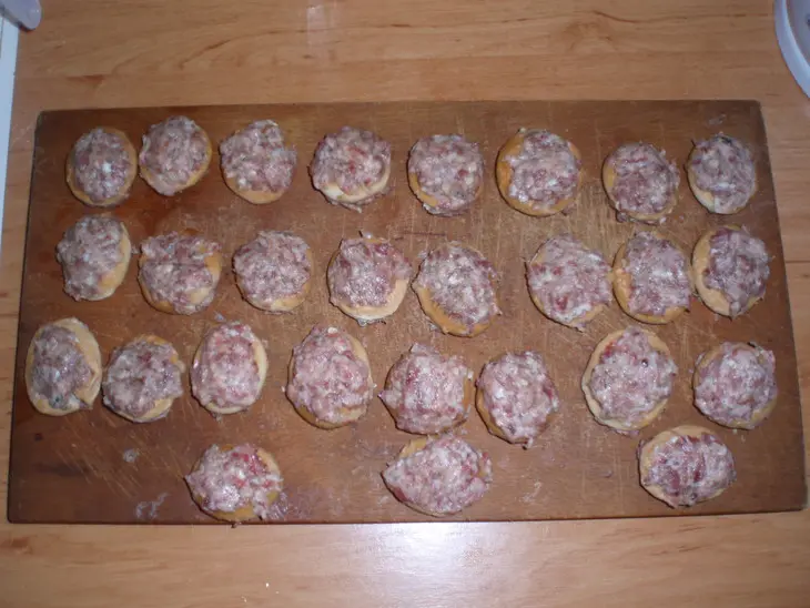 Фарширование баранки: шаг 3