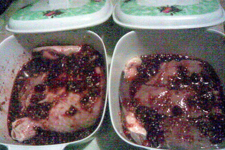 Куриный окорочок и рыбка в рубиновом маринаде .: шаг 3