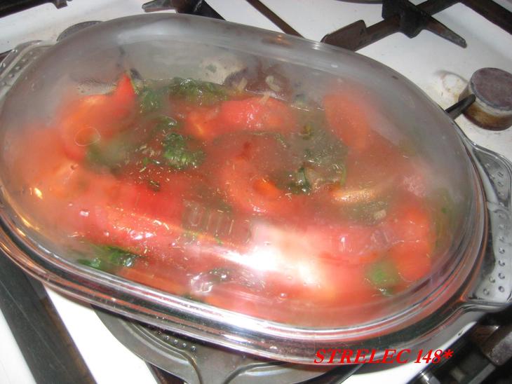 Хек в шпинатно-томатном соусе: шаг 5