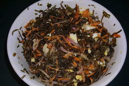 Салат из морской капусты: шаг 4