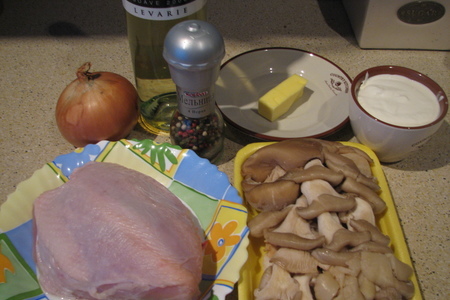 Курица с грибами в сметанном соусе: шаг 1