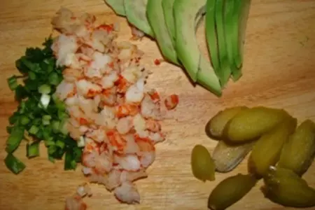 Роллы с раковыми шейками: шаг 2