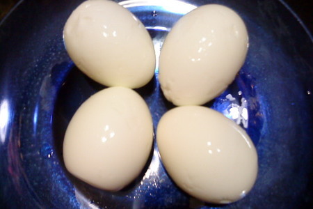 Яйца фаршированные(грибы боровички): шаг 1