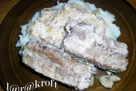Свиная грудинка в луково-брынзовом соусе: шаг 7