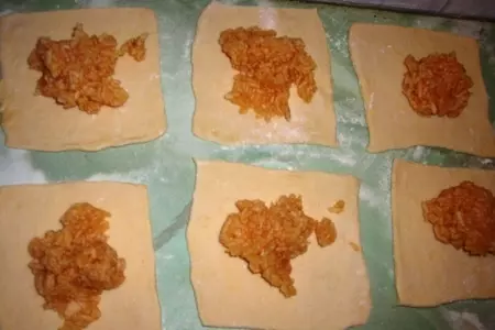 Домашнее слоеное тесто слойки  с яблоками: шаг 5