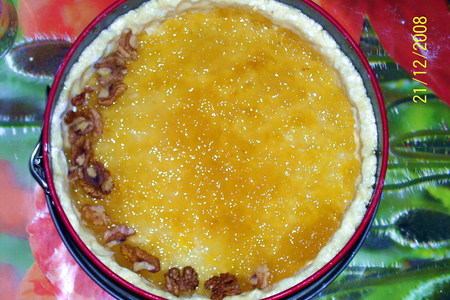 Песочный пирог с ананасовым конфитюром , грецким орехом и сметанным суфле: шаг 3