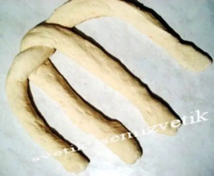 Пикантный белый хлебушек с сыром: шаг 2