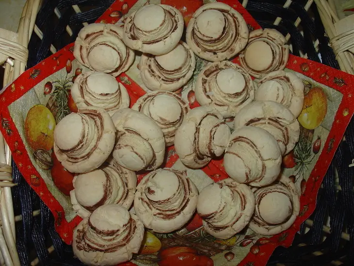 Печенье „грибочки“: шаг 3