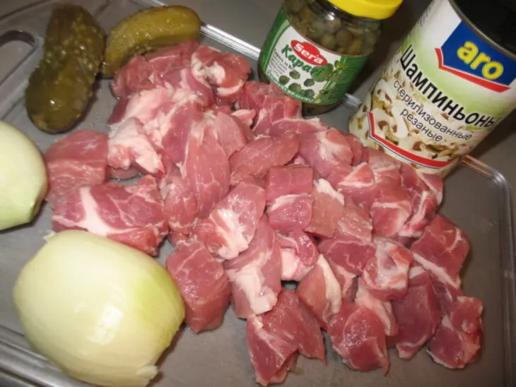 Картошка со свининой "вкуснее не бывает": шаг 1