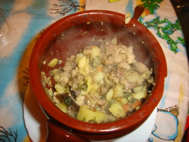 Мясо в горшочках: шаг 4