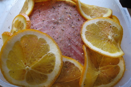 Малосольная семга(лосось) в апельсинах: шаг 2
