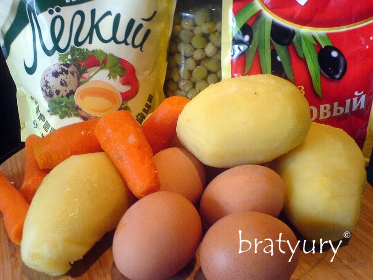 Салат «оливье» для друга, или «руска салата» за една българка – радка от nettuno, italy: шаг 1