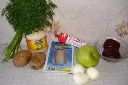 Селёдочка под шапочкой: шаг 1