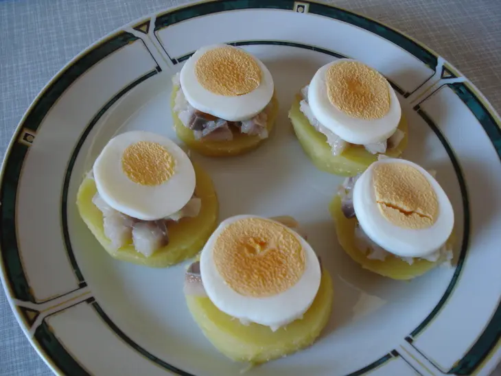 Селёдочка под шапочкой: шаг 3