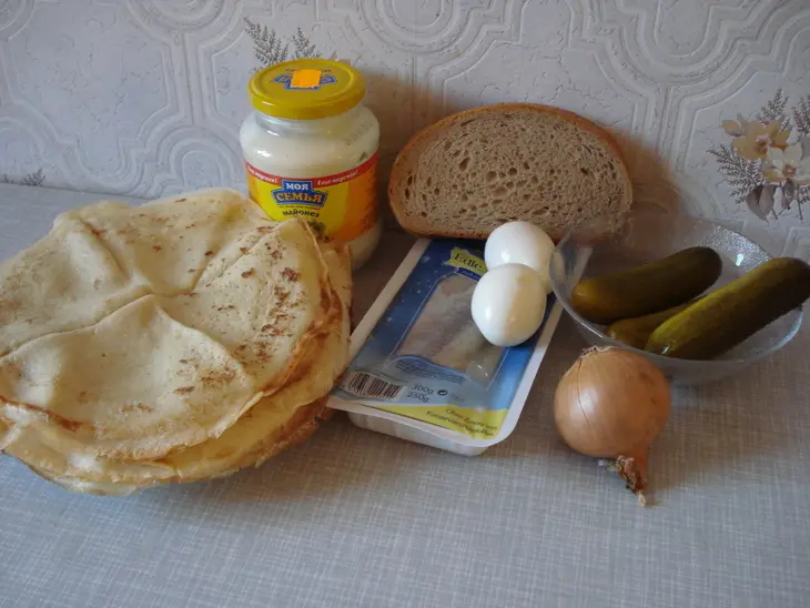 Блины с селёдкой: шаг 1