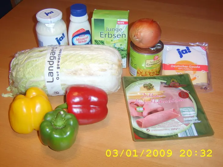 Вкусный слоёный салат: шаг 1