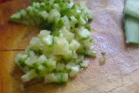 Салат из морепродуктов: шаг 2