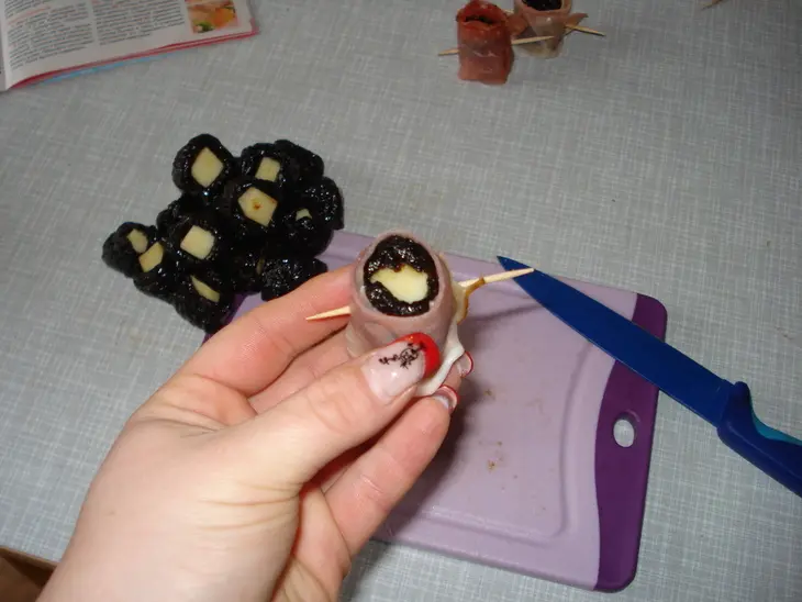 Чернослив,запечённый с беконом и сыром: шаг 4