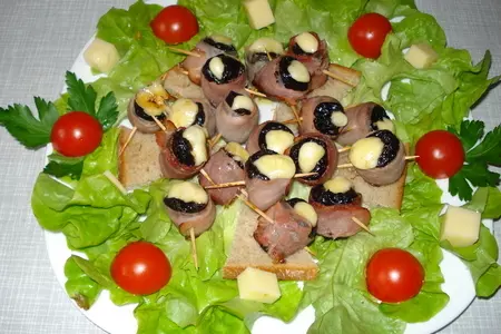 Чернослив,запечённый с беконом и сыром: шаг 8