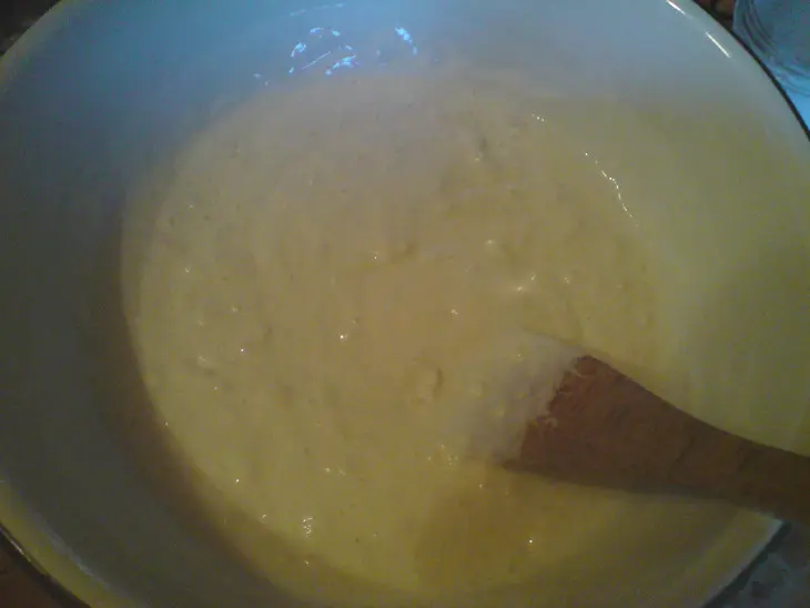 Оладушки с мясом криля: шаг 1