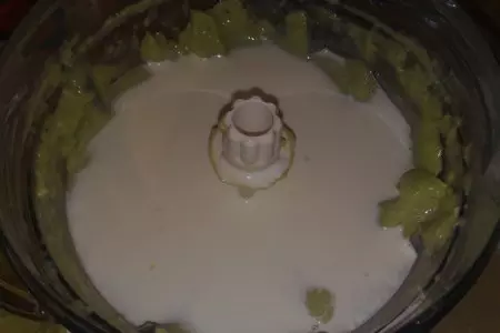 Фисташковое мороженое в шоколадной глазури: шаг 3
