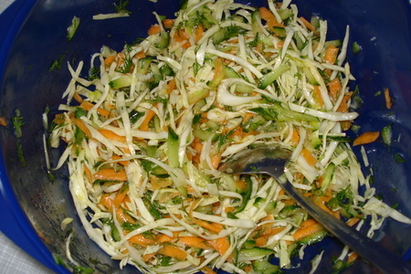Салат"капустник"быстрый и вкусный: шаг 7