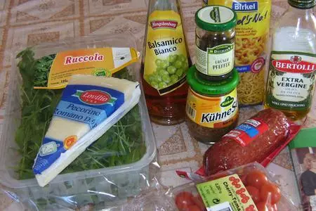 Салат макароны с руколой: шаг 6