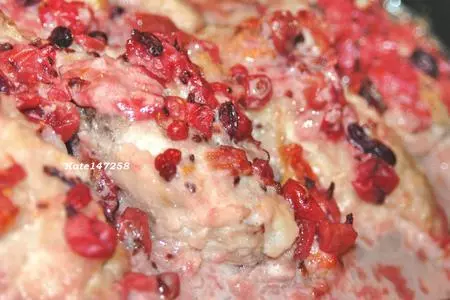 Куриные грудки с крыжовником и смородиной.: шаг 5