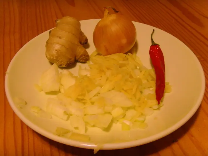 Горячий карибский суп с курицей и кокосовым молоком: шаг 1