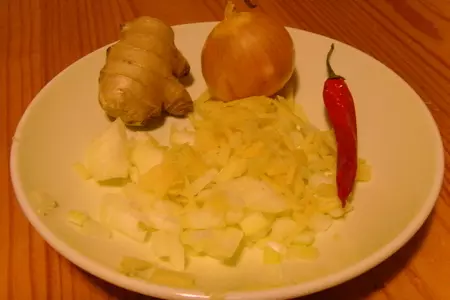 Горячий карибский суп с курицей и кокосовым молоком: шаг 1