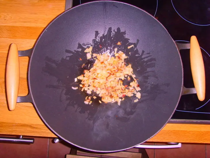 Горячий карибский суп с курицей и кокосовым молоком: шаг 2
