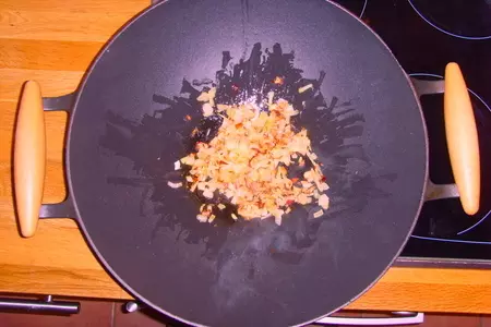 Горячий карибский суп с курицей и кокосовым молоком: шаг 2