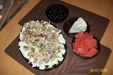 Легкий салат "морской коктейль": шаг 3