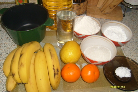 Бананы жареные в кляре с мандариновым соусом.: шаг 1
