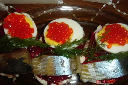 Тосты с копченой селедкой и маринованной свеклой: шаг 3