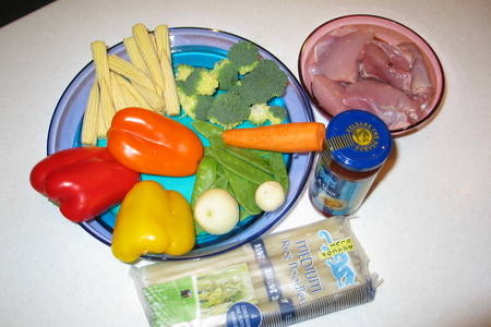 Курица с овощами в кисло-сладком соусе: шаг 1