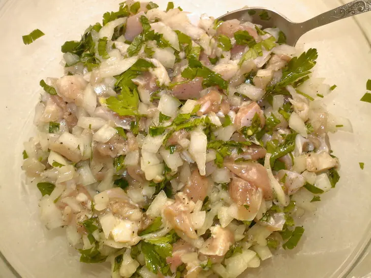 Слоеные пирожки с мясом: шаг 1
