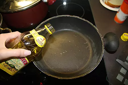 Говядина под томатно-грибным соусом с сыром: шаг 2