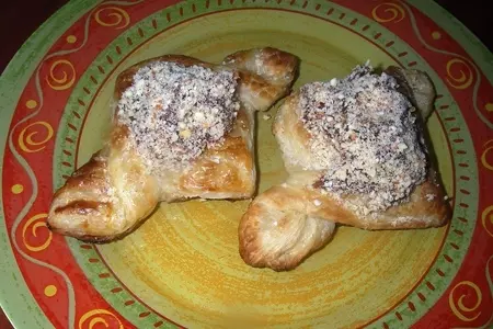 Быстрые слойки с орехами: шаг 5