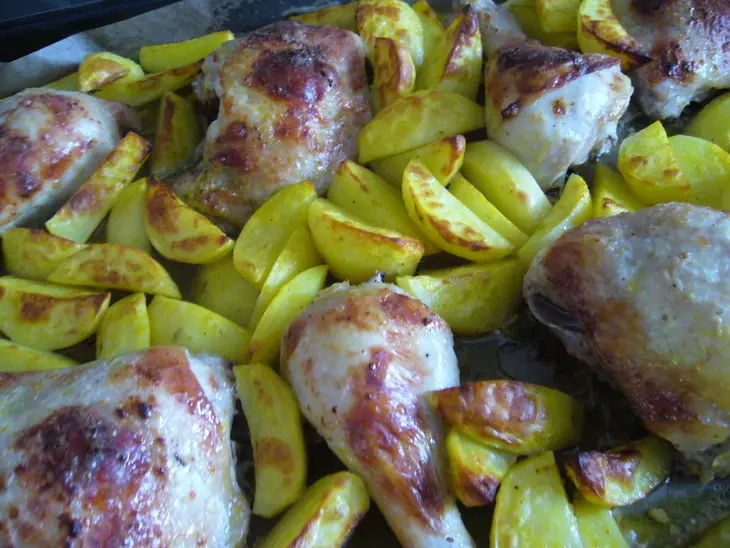 Запеченная курица с картошкой „у мамы в гостях“: шаг 5