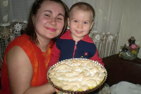 Пирог -творожник"под снегом": шаг 1