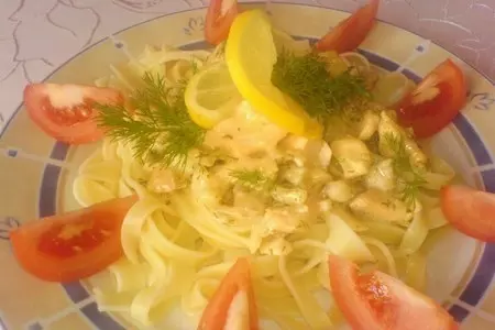 Паста в сливочном соусе с семгой и креветками: шаг 3