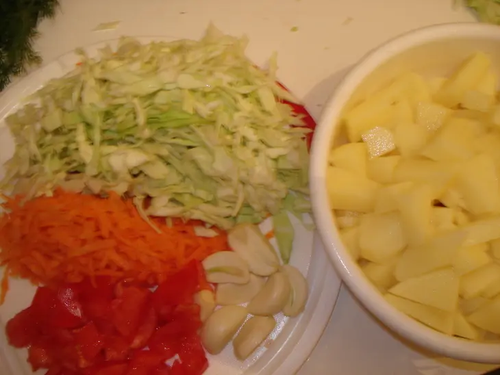 Ещё раз борщ" вкуснятина"с пампушками и маленькими хитростями: шаг 2