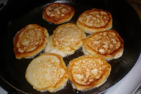 Сырники с яблоками: шаг 4