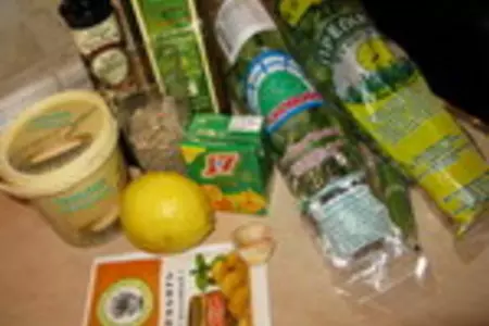 Помидоры и не только с апельсиново-кунжутной заправкой: шаг 1