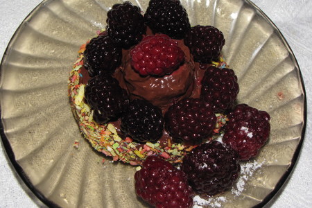 Шоколадный десерт с ромом и ежевикой: шаг 2