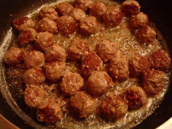Греческое рагу с мясными шариками к пасте: шаг 2